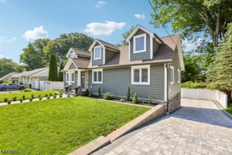 50 Lincoln Pl Waldwick, NJ 07463
