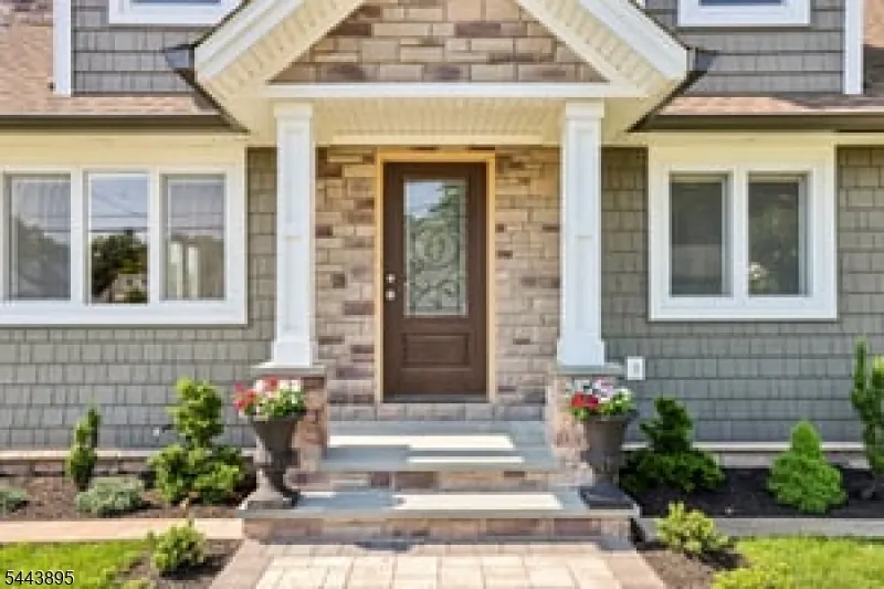 50 Lincoln Pl Waldwick, NJ 07463