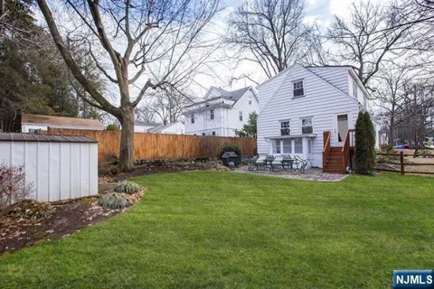 51 Day Avenue