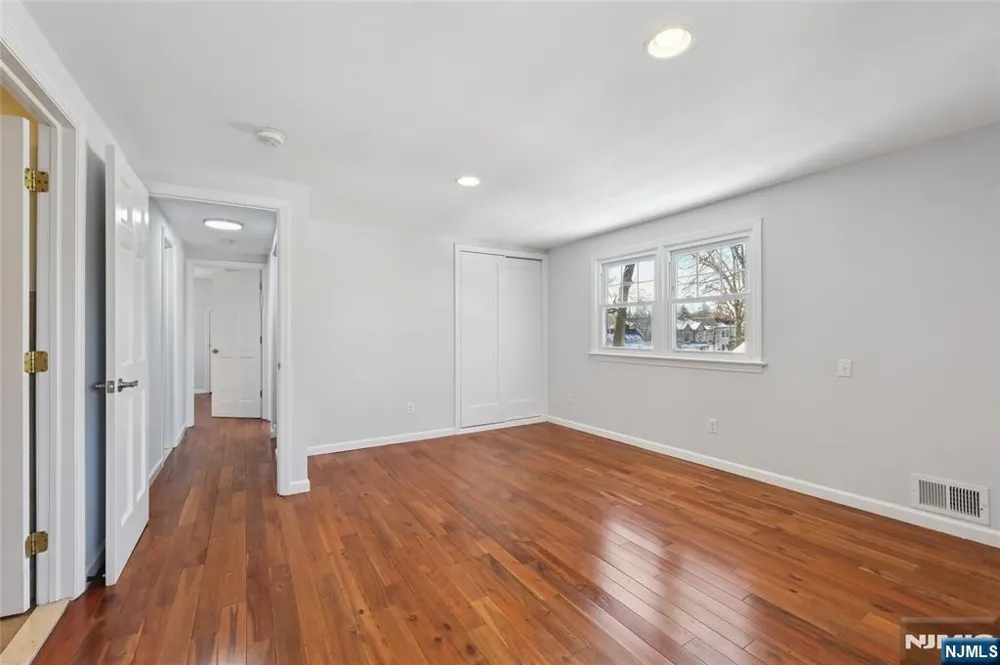 51 Day Avenue Tenafly, NJ 07670