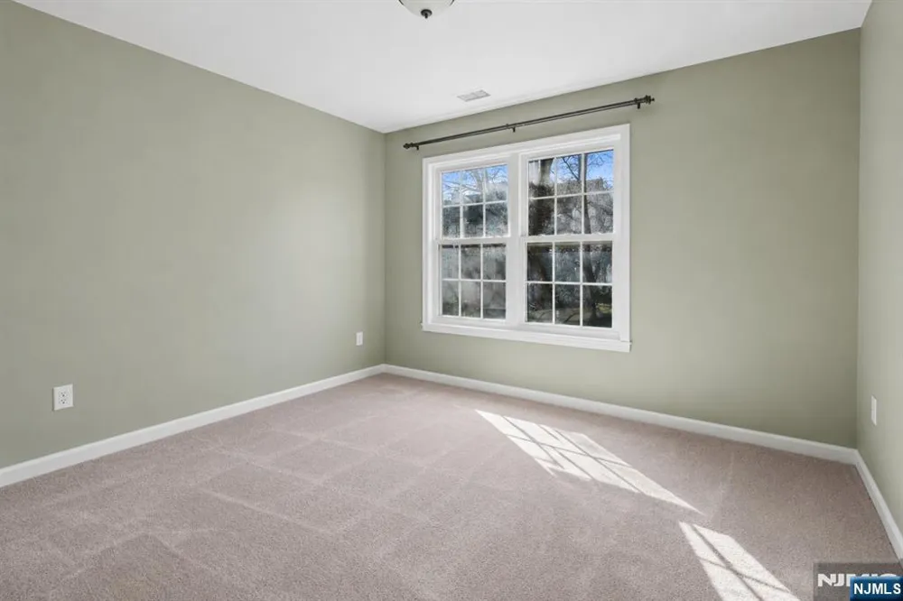 74 Boston Street Newark, NJ 07103