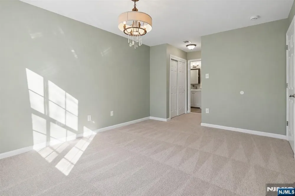 74 Boston Street Newark, NJ 07103