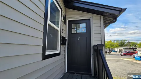 19 Florence Street 2