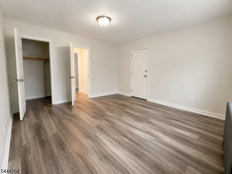 138 E Jersey St #1 Unit 1 Elizabeth City, NJ 07206