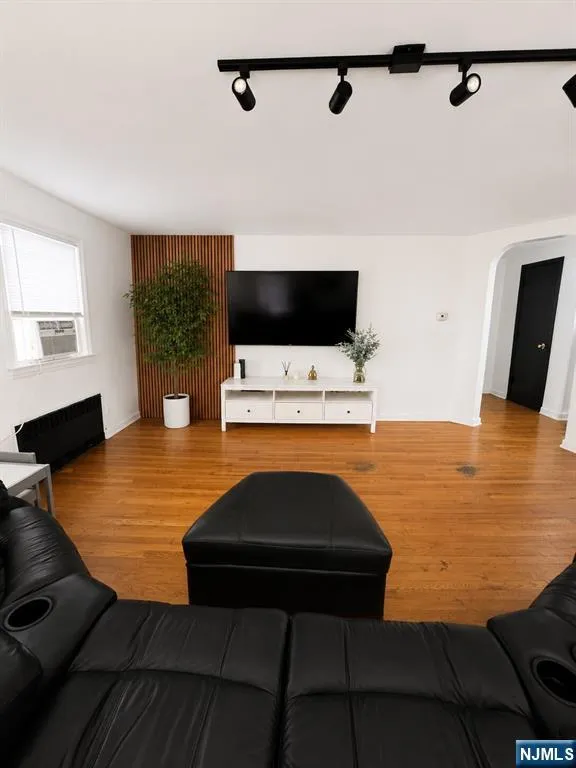 292 Florida Avenue Paterson, NJ 07503