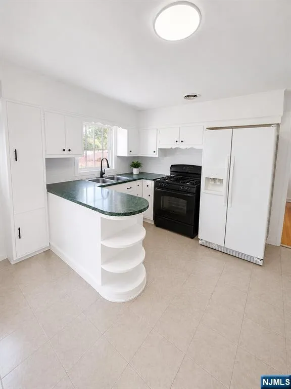292 Florida Avenue Paterson, NJ 07503