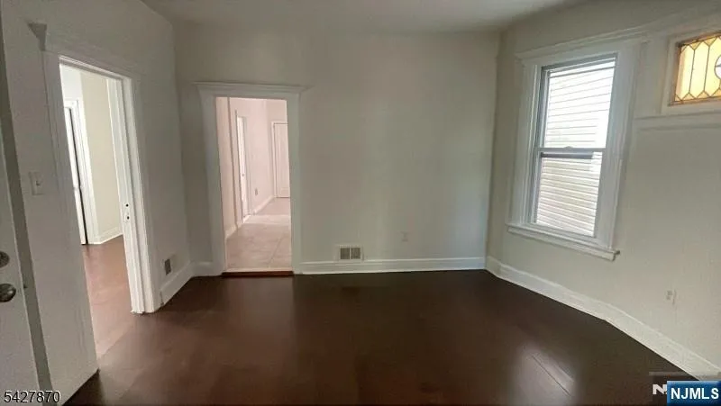 120 7th Street 1 Newark, NJ 07107