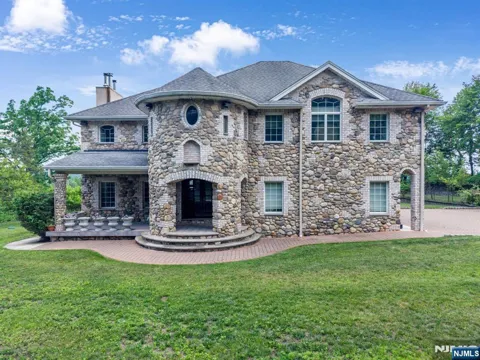 25 Old Jacksonville Road