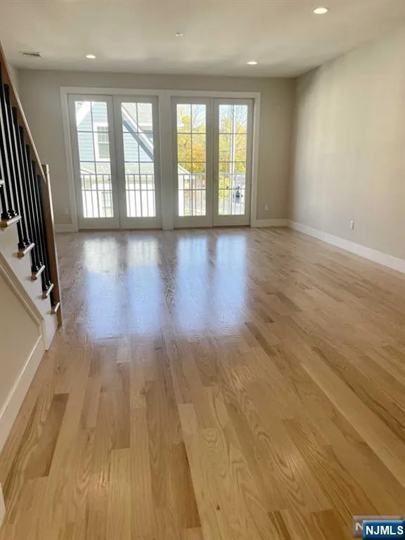 100 Schraalenburgh Road 88 Harrington Park, NJ 07640