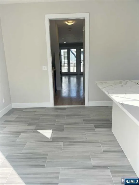 100 Schraalenburgh Road 88 Harrington Park, NJ 07640