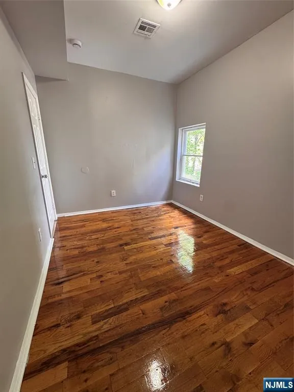 117 12th Street 1 Newark, NJ 07107