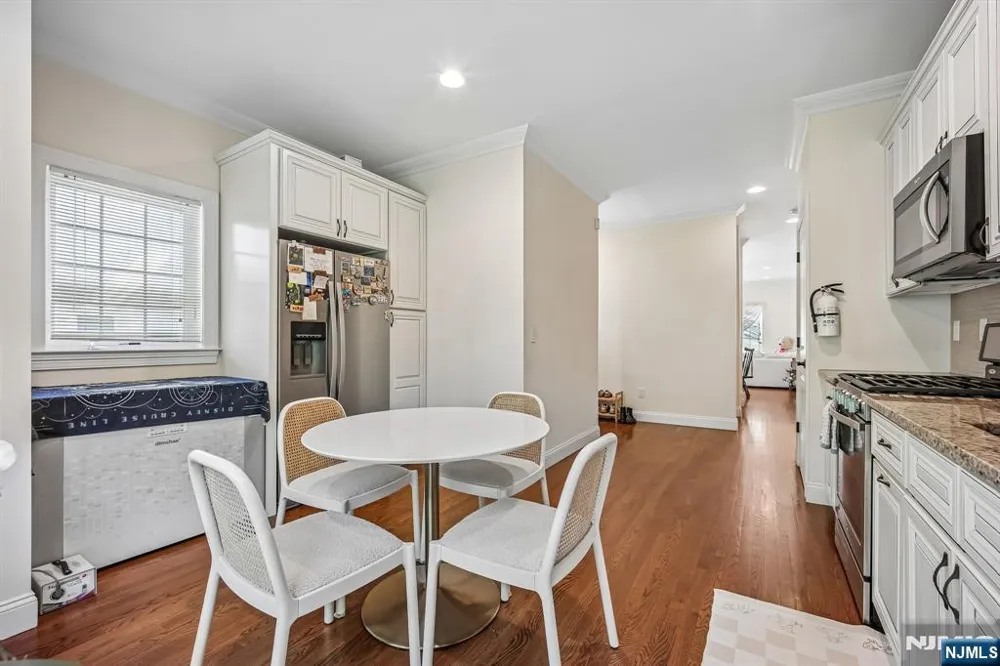 39 Grove Street B Tenafly, NJ 07670