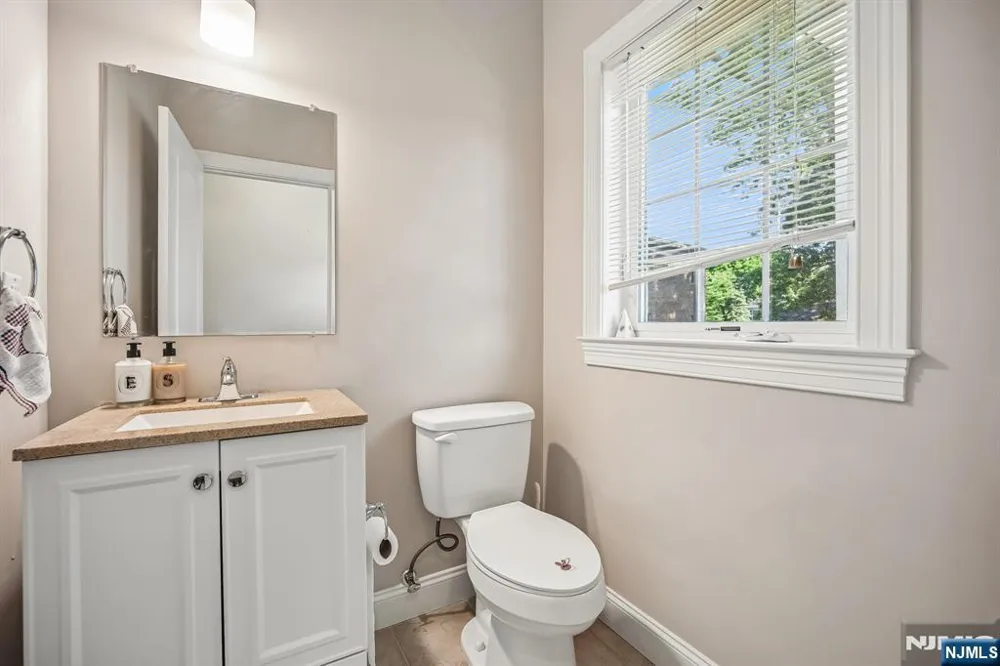 39 Grove Street B Tenafly, NJ 07670