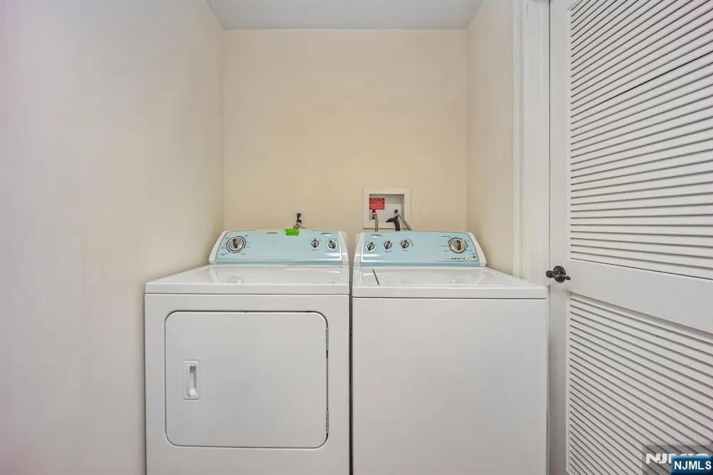 39 Grove Street B Tenafly, NJ 07670