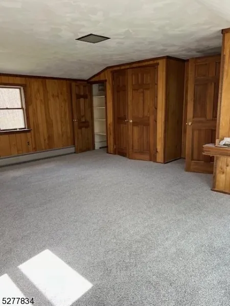 404 Stonetown Rd Ringwood, NJ 07456