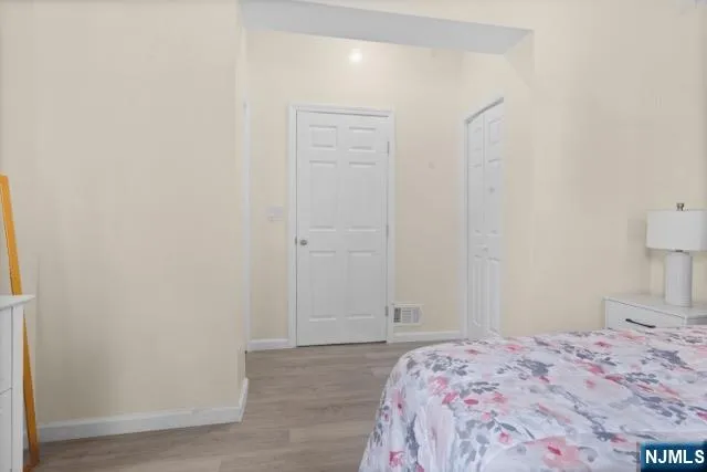 72 Seymour Avenue 1 Newark, NJ 07108