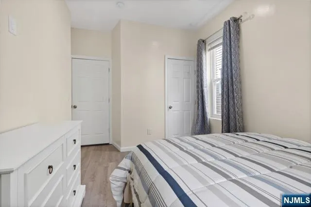 72 Seymour Avenue 1 Newark, NJ 07108