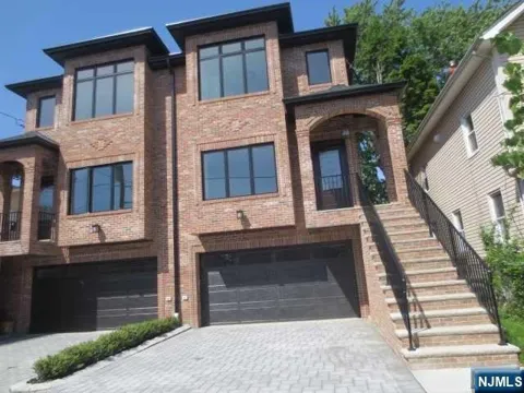 427 Westview Place A