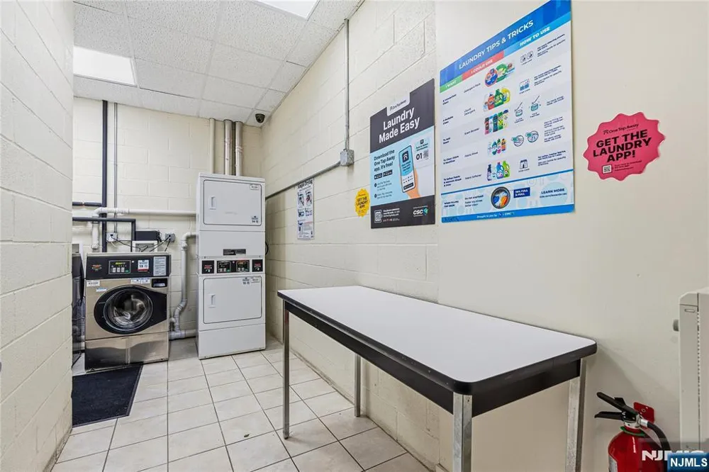 905 River Road 327 Edgewater, NJ 07020