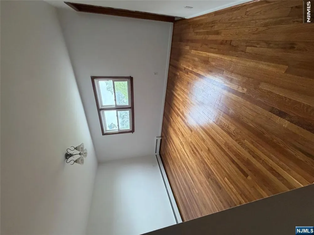 75 Maitland Place Garfield, NJ 07026