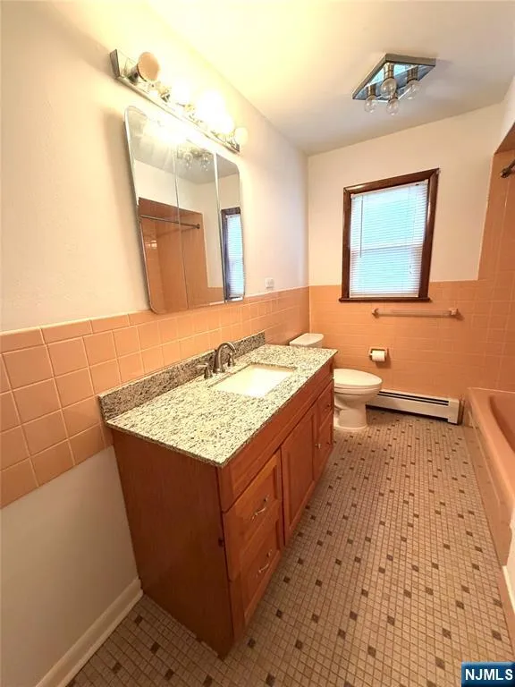 75 Maitland Place Garfield, NJ 07026