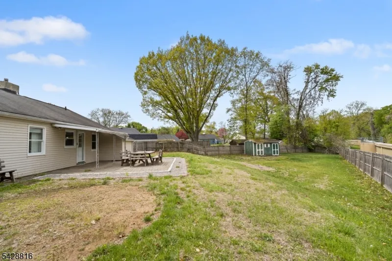 49 Louis Ave Middlesex, NJ 08846
