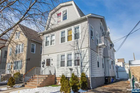 413 Beardsley Avenue 1