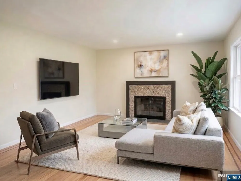 373 Franklin Street Haworth, NJ 07641