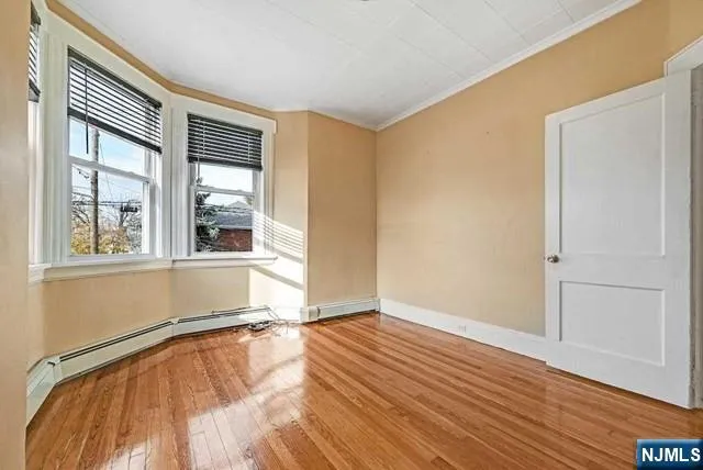 74 Plauderville Avenue 3 Garfield, NJ 07026