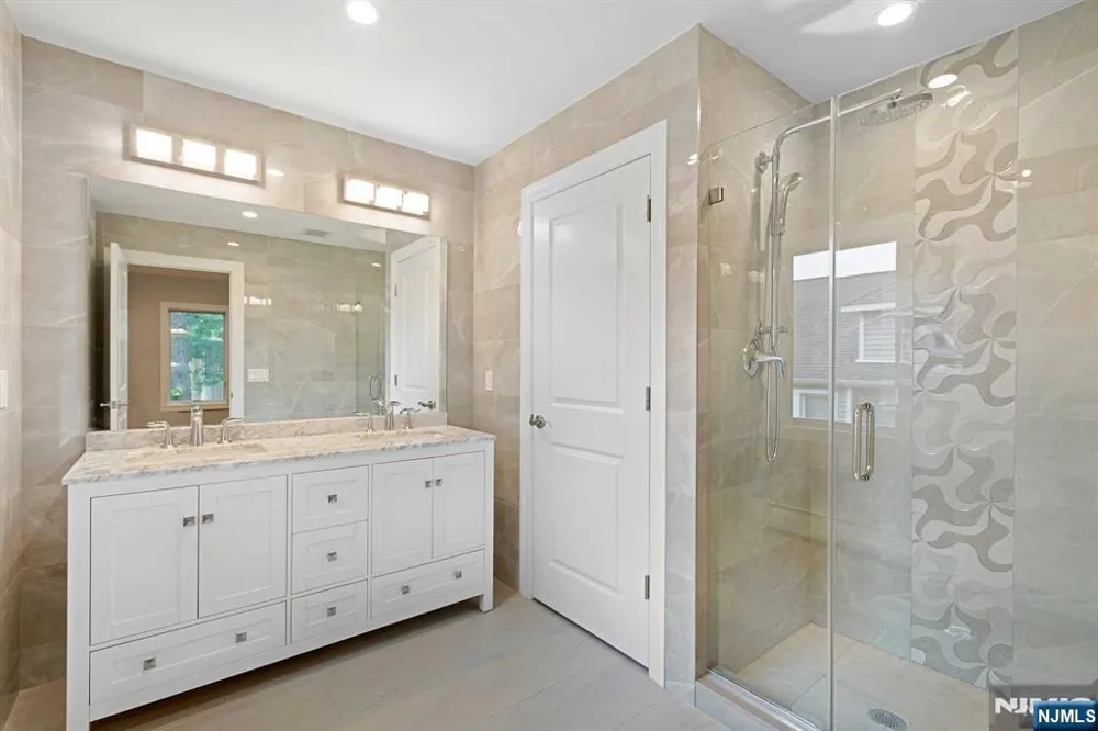 457 Lincoln Avenue 457 Cliffside Park, NJ 07010