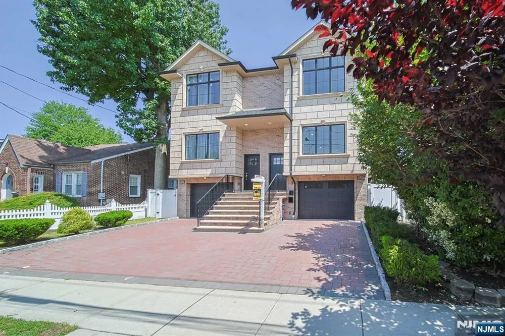 457 Lincoln Avenue 457 Cliffside Park, NJ 07010