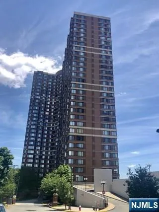 100 Old Palisade Road 1001
