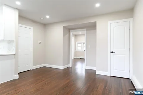 285 Orchard Terrace C3