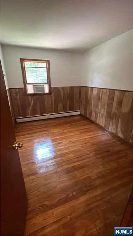 74 Roosevelt Street Pequannock Township, NJ 07440