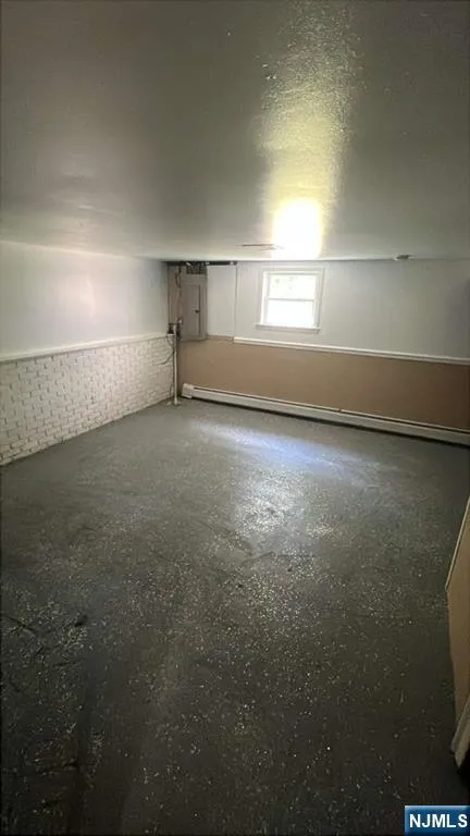 74 Roosevelt Street Pequannock Township, NJ 07440