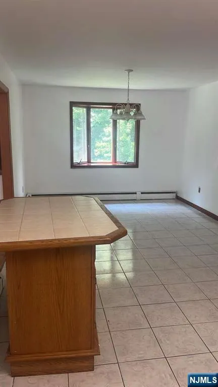 74 Roosevelt Street Pequannock Township, NJ 07440