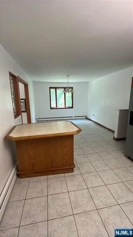 74 Roosevelt Street Pequannock Township, NJ 07440