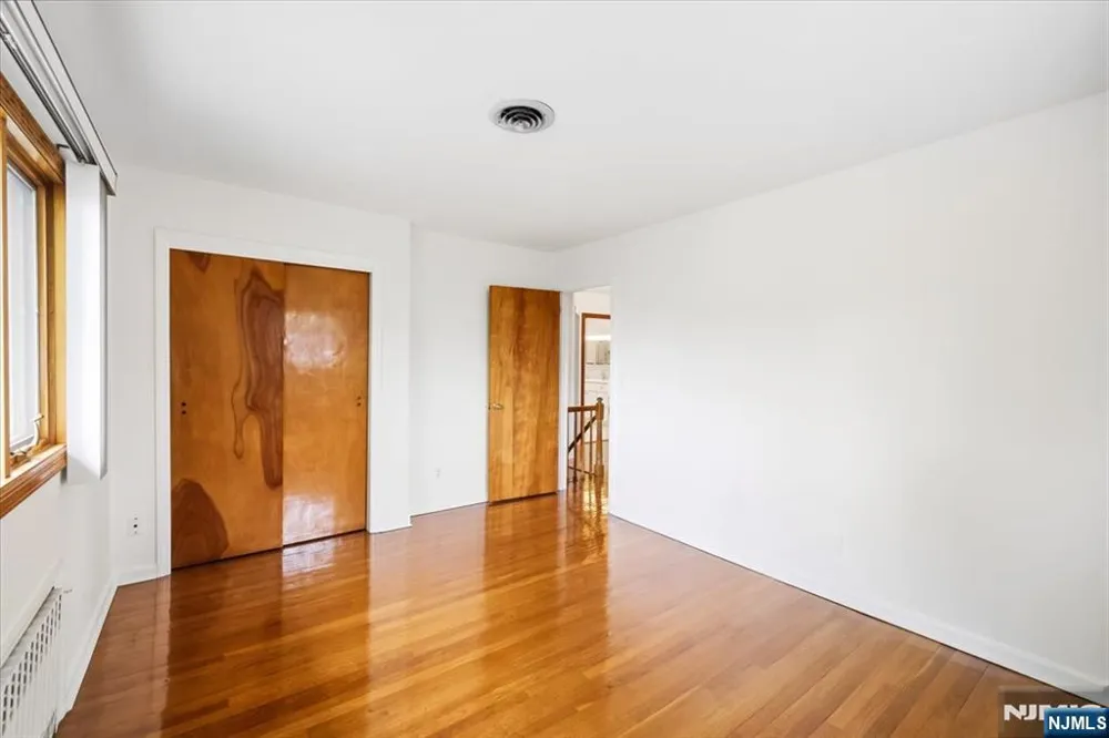 535 Summit Englewood Cliffs, NJ 07632