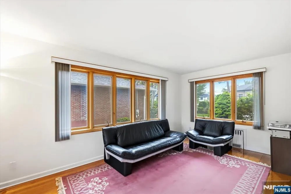 535 Summit Englewood Cliffs, NJ 07632