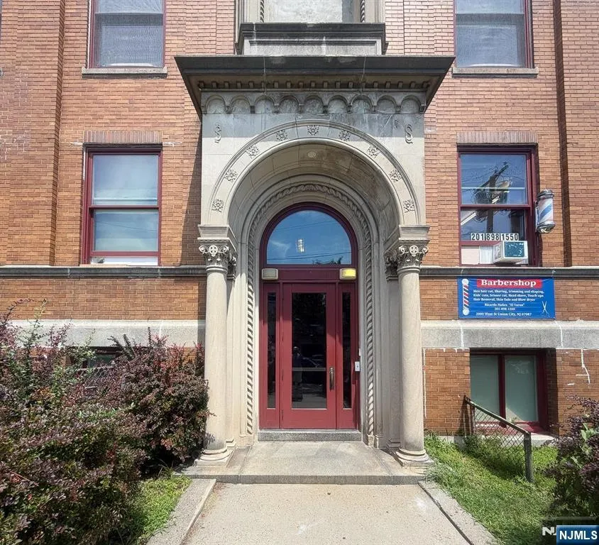 2000 West Street Union City, NJ 07087