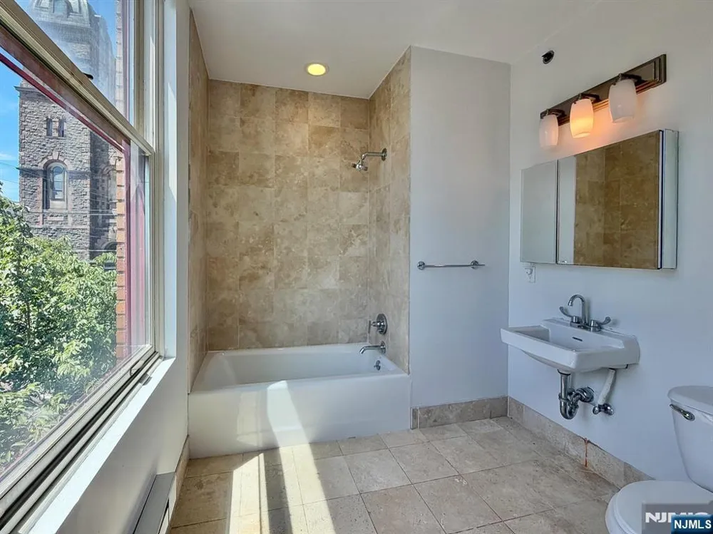 2000 West Street Union City, NJ 07087