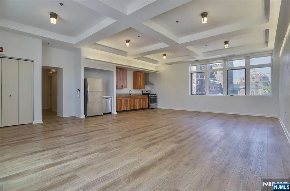 2000 West Street Union City, NJ 07087