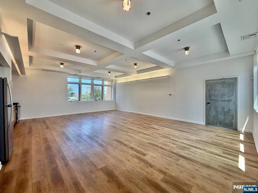 2000 West Street Union City, NJ 07087