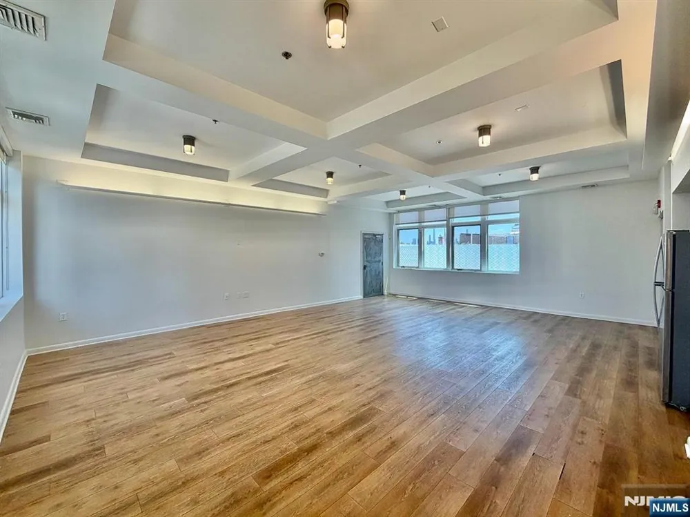 2000 West Street Union City, NJ 07087