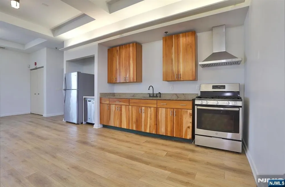 2000 West Street Union City, NJ 07087