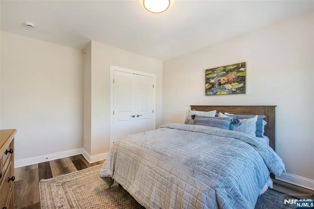 246 Main Street 303 Chathamugh, NJ 07928