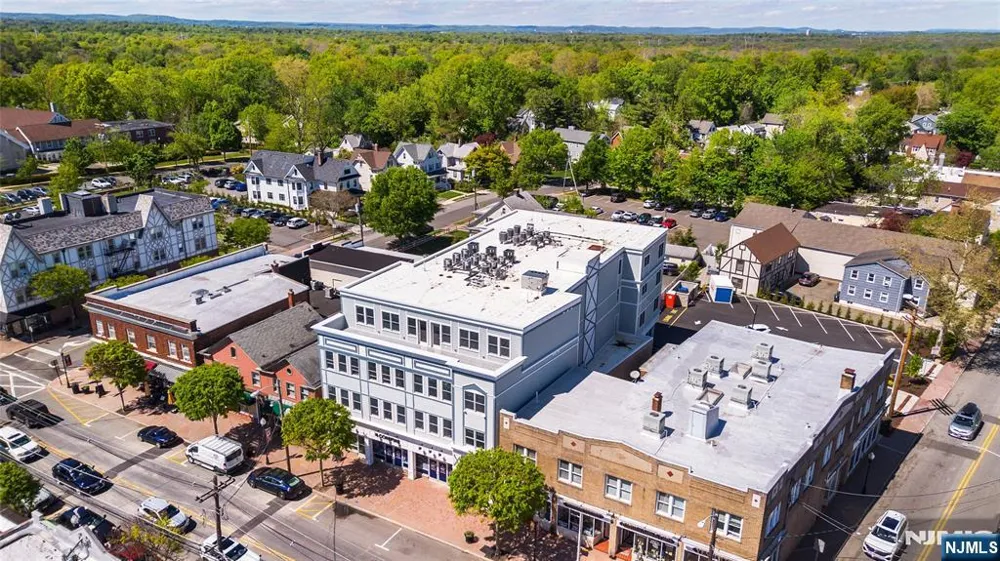 246 Main Street 303 Chathamugh, NJ 07928