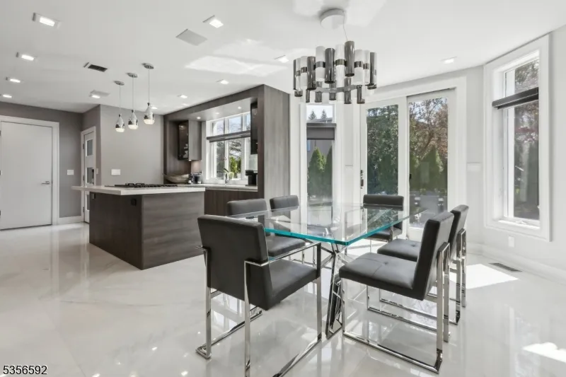 63 Roberts Rd Englewood Cliffs, NJ 07632