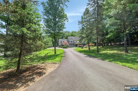 765 Colonial Road