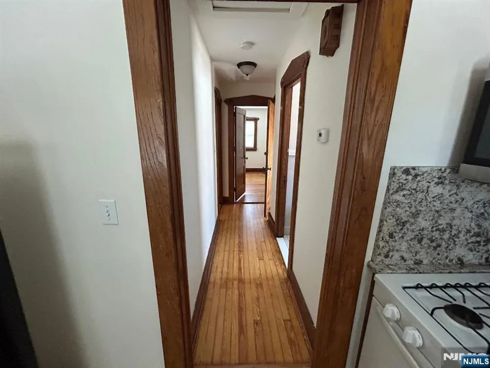 256 7th Street 2 Clifton, NJ 07011